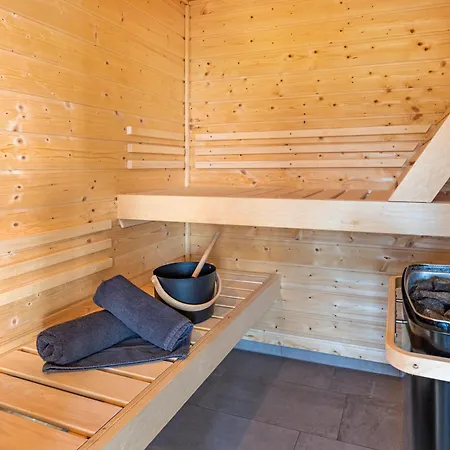 Egge 7c Mit Whirpool U Sauna Altenbeken